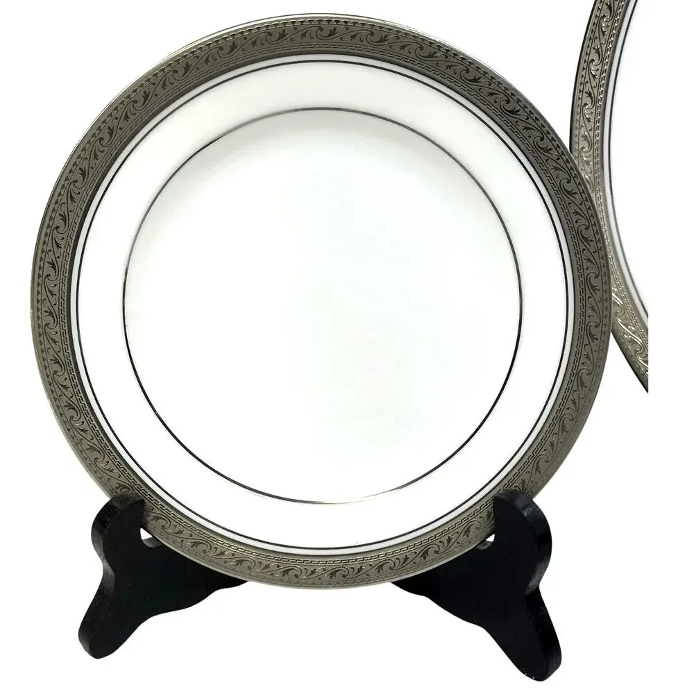Noritake Legendary Crestwood Platinum 4166 Fine China 5-Piece Place Setting